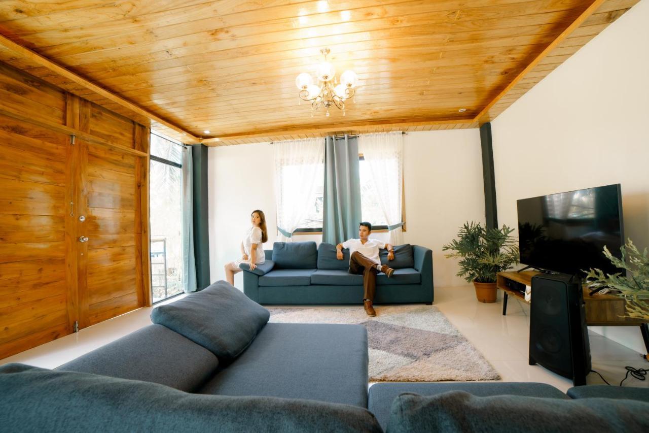 Carmen  Casa Aguelo Chocolate Hills Bed & Breakfast エクステリア 写真